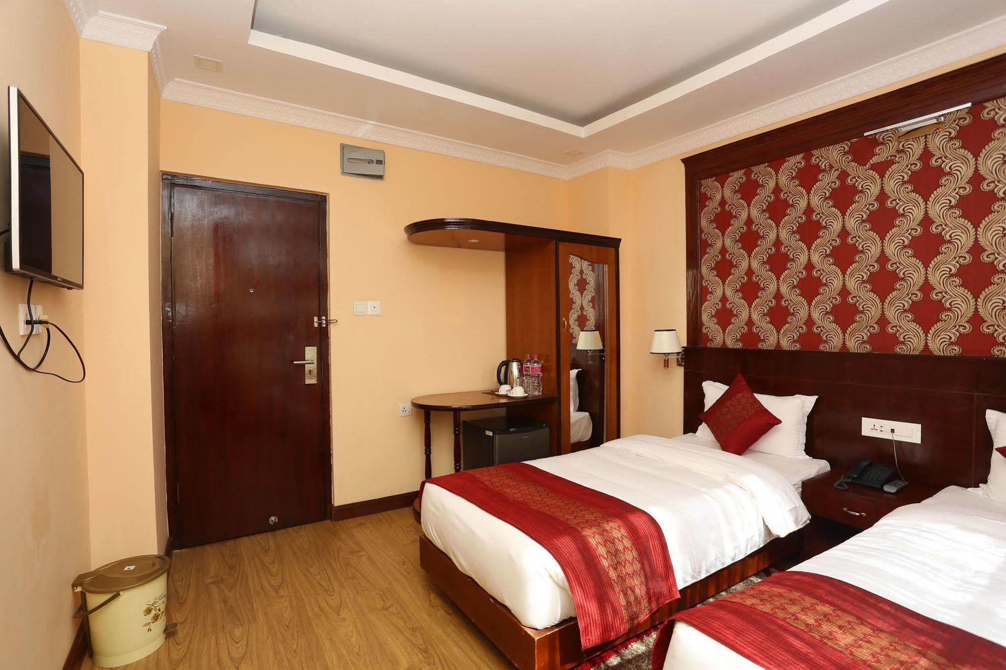 Hotel Pokhara Goodwill Εξωτερικό φωτογραφία