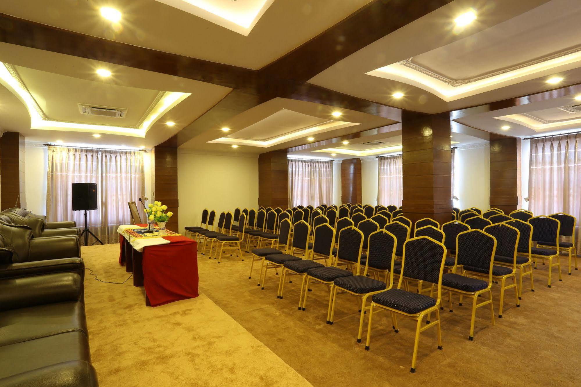 Hotel Pokhara Goodwill Εξωτερικό φωτογραφία